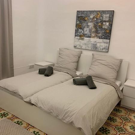 2 Bedroom Apartment In The Centre Of Valletta Exteriör bild